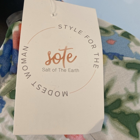 NWT Boutique Haptics Sage Floral Watercolor Women’s Dress Size 2X - Picture 3 of 10